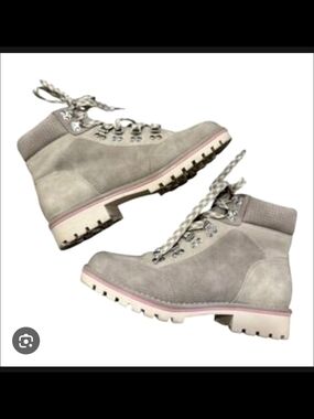 Women’s Suede Lace-Up Ankle Boots with Pink Trim